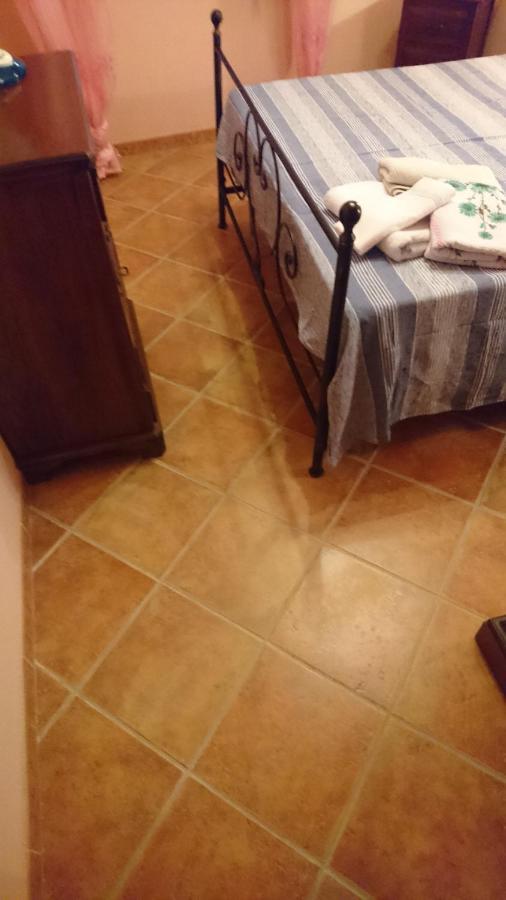 B&B Mony E Nico Riola Sardo Buitenkant foto