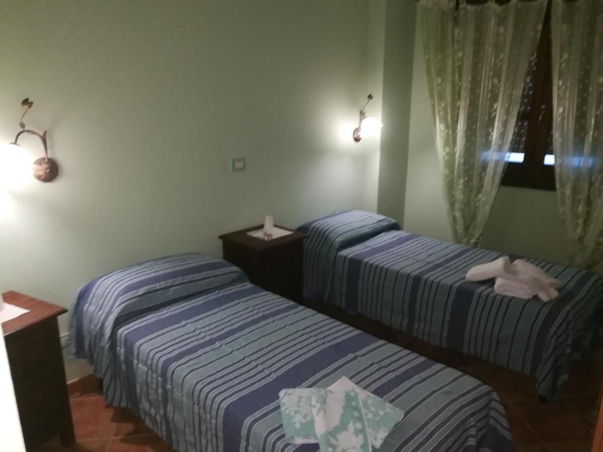 B&B Mony E Nico Riola Sardo Buitenkant foto