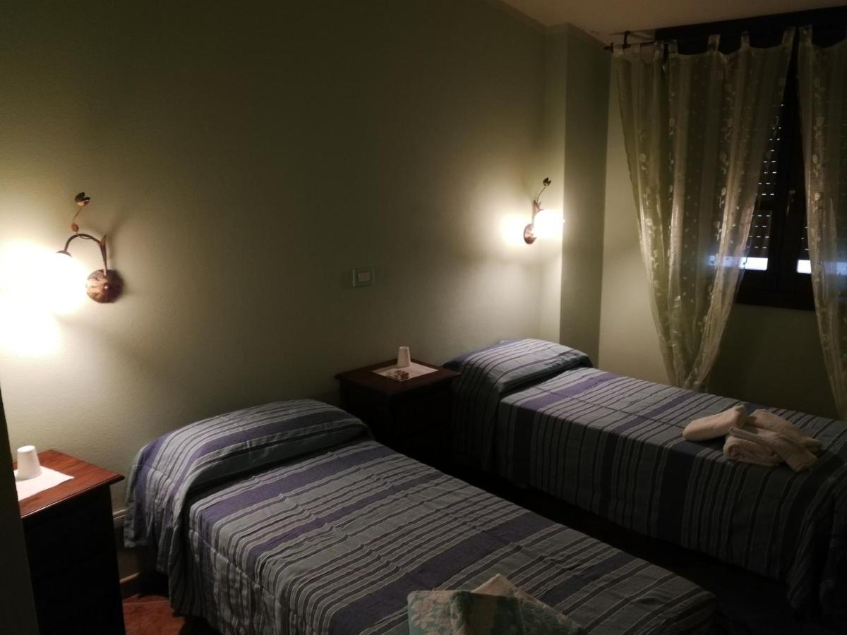 B&B Mony E Nico Riola Sardo Buitenkant foto